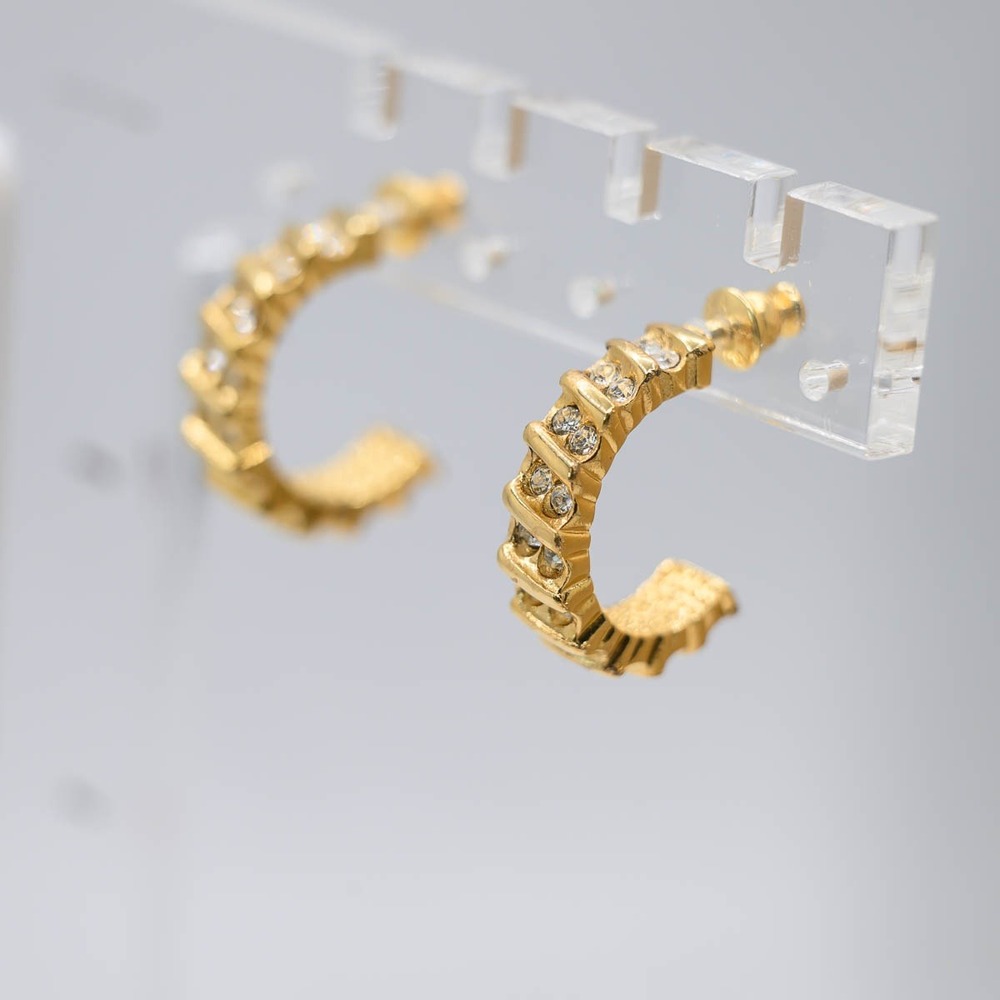 Hoop Earrings Gold Rhinestone Ribbed C-Hoop - Picture 3 of 5